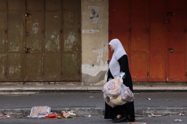 مصر تطلب مساعدات لغزة.. نحو 2700 قتيل في حرب حماس وإسرائيل