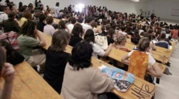 الوزير ميراوي: عدد الطالبات في الجامعات العمومية يتجاوز 53 بالمائة من إجمالي الطلبة