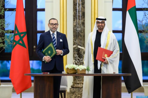 أبوظبي.. جلالة الملك ورئيس الإمارات يوقعان إعلان “نحو شراكة مبتكرة ومتجددة بين المغرب والإمارات”