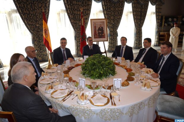 على شرف رئيس الحكومة الإسبانية.. جلالة الملك يقيم مأدبة غداء