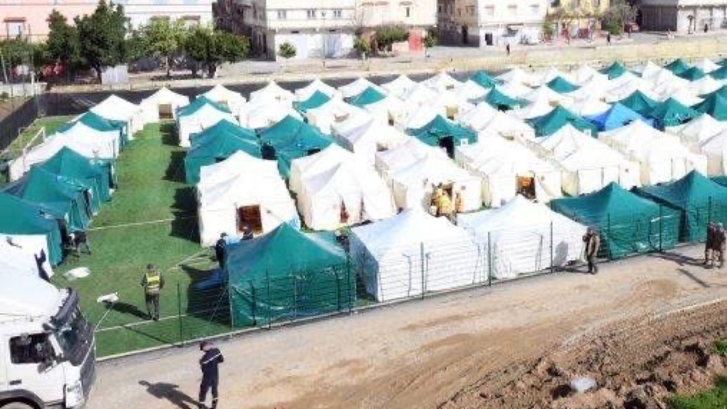 السلطات المحلية: ما تم تداوله بخصوص إفراغ مراكز الإيواء بالقصر الكبير يندرج في إطار إجراءات تنظيمية احترازية